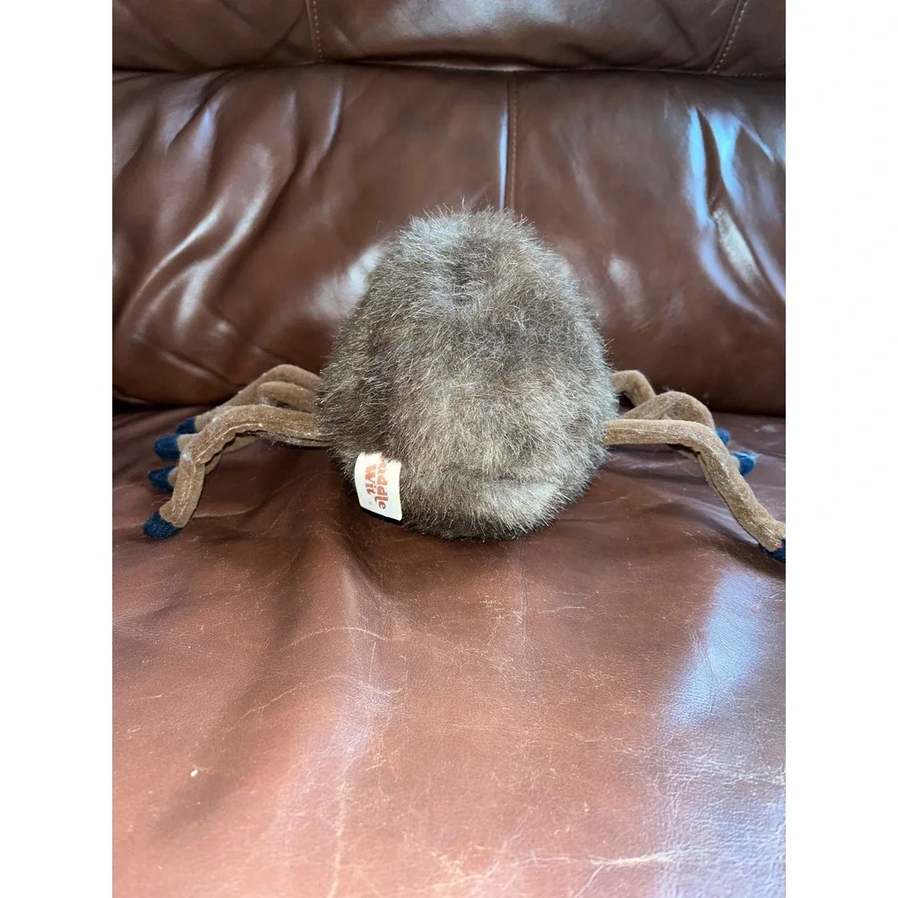 Creepy Cute Plush Spider Toy Red Bow Eyes Tongue Halloween Decor‎